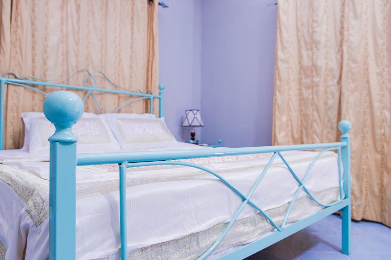 Maxwell Court Apartments Accra Extérieur photo