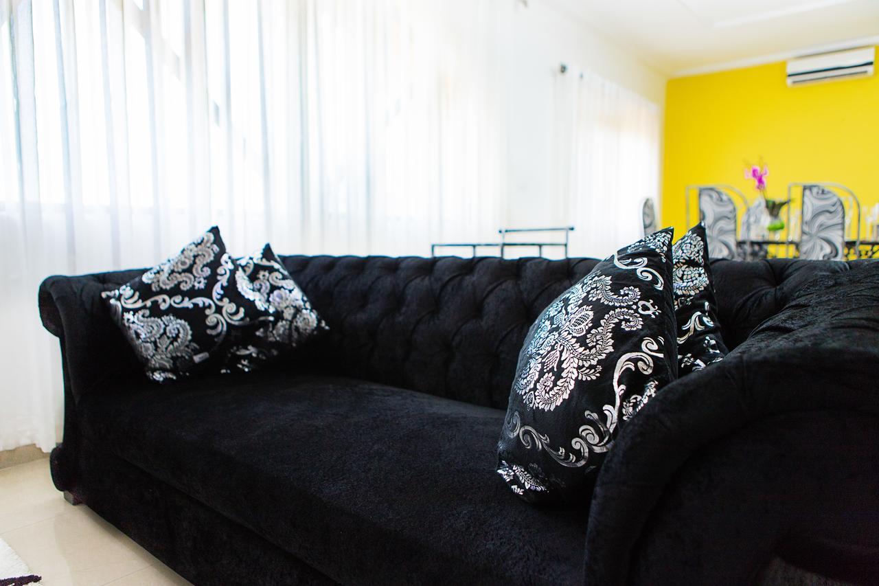 Maxwell Court Apartments Accra Extérieur photo